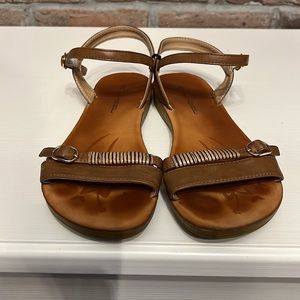 C LABEL comfy Sandals